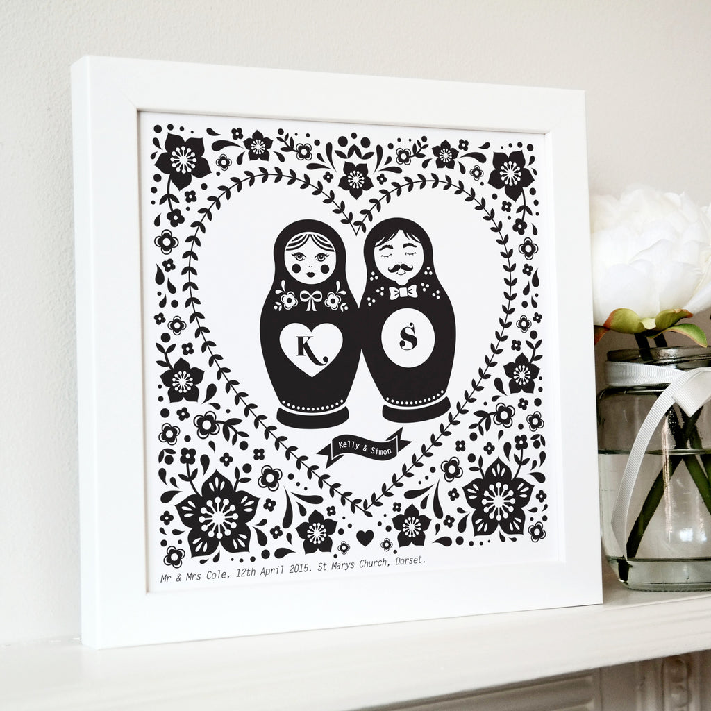 Russian doll couples art, monochrome